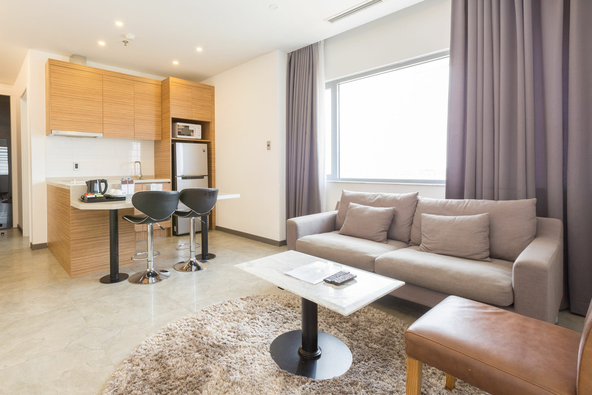 Charm Suite Residence Saigon Хошимин Екстериор снимка