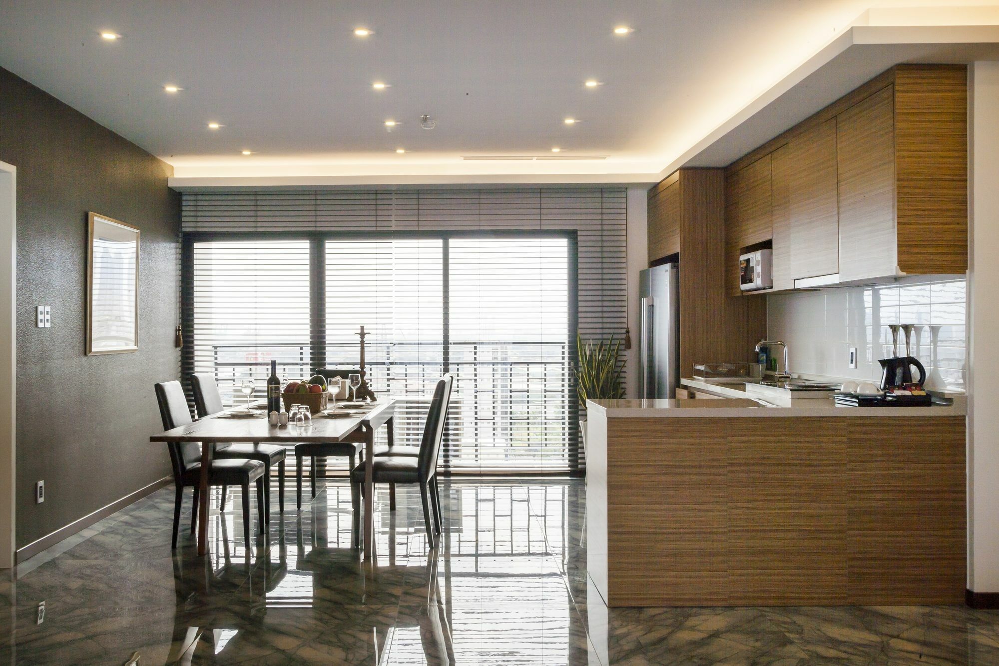 Charm Suite Residence Saigon Хошимин Екстериор снимка