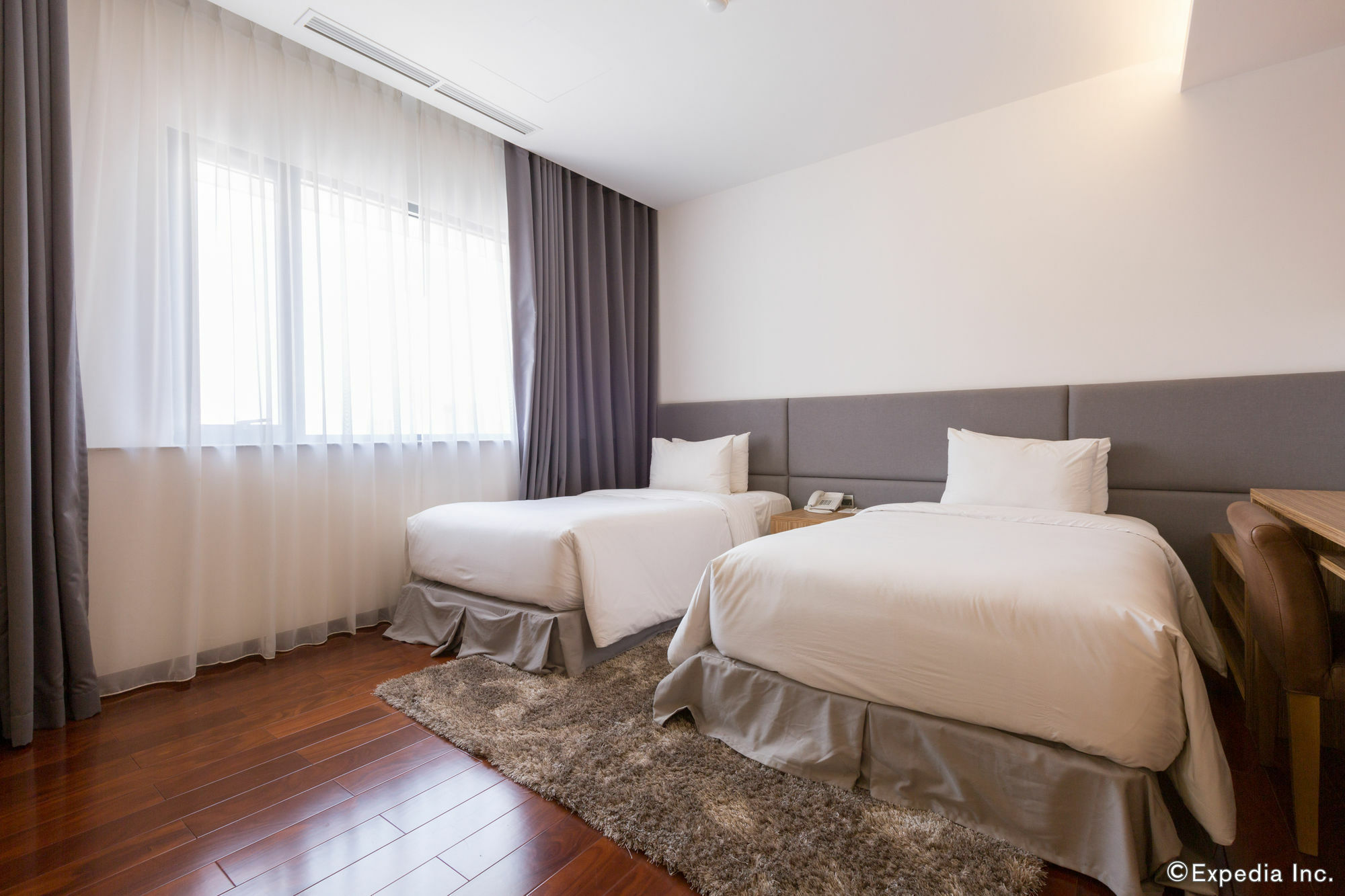 Charm Suite Residence Saigon Хошимин Екстериор снимка