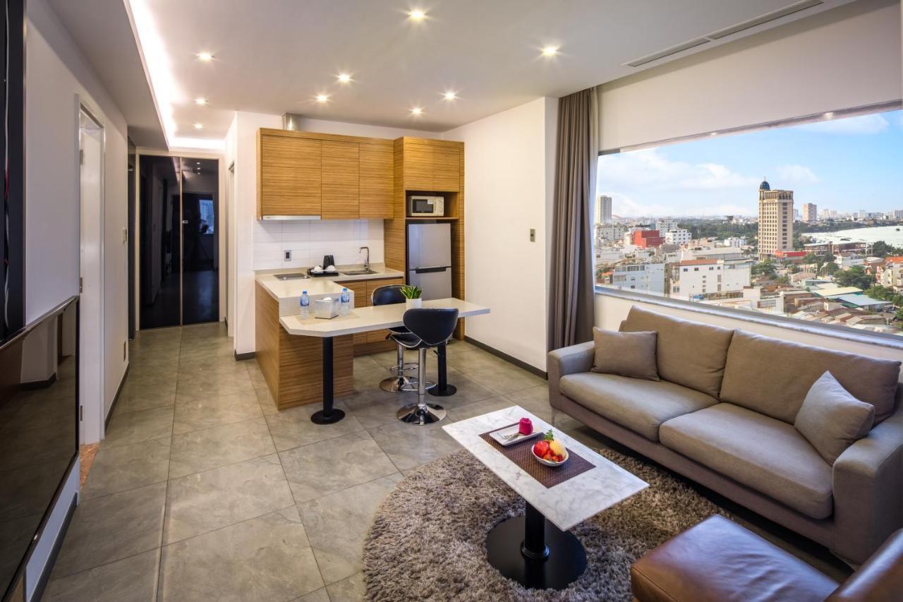 Charm Suite Residence Saigon Хошимин Екстериор снимка